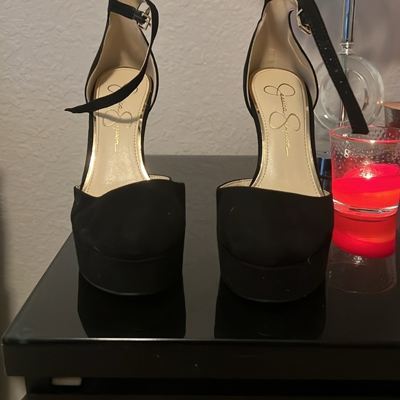 Sara Jessica platform heels - Picture 2 of 4